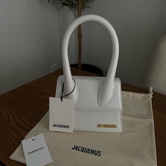 Jacquemus- Le chiquito Moyen mini bag - Picture 1 of 4